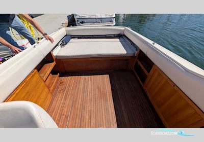 Dino Motorboat 1984, with Volvo Penta engine, Sweden