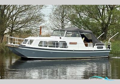 Doerak 850 OKAK Motorboat 1976, with Peugeot engine, The Netherlands