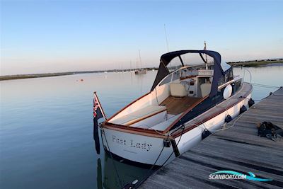 Fairey Huntsman 28 Motorboat 1964, with 2 x Cummins 6BT 210hp Turbo Direct Drive With 3 Blade Bronze Propellers engine, United Kingdom