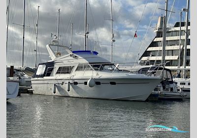 Fairline 40 Motorboat 1988, with Volvo Penta TAMD61A engine, United Kingdom