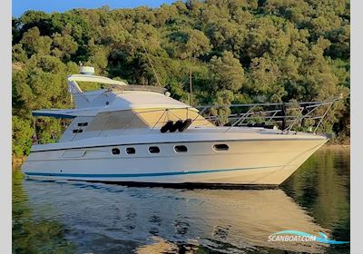 Fairline 43 Motorboat 1988, with Volvo Penta Tamd71A engine, Greece