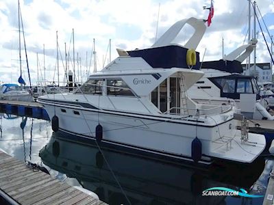 Fairline Corniche 31 Fly Motorboat 1991, with Volvo engine, United Kingdom