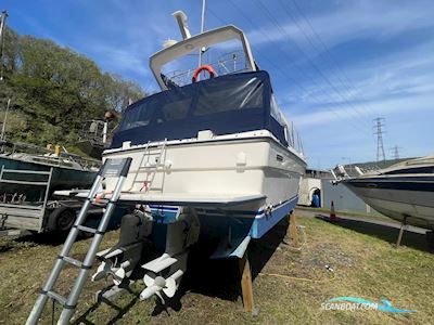 Fairline Corniche Motorboat 1989, with Volvo GM 6.2 engine, United Kingdom