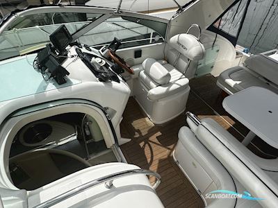 Fairline Targa 30 Motorboat 2000, with Volvo Penta engine, United Kingdom