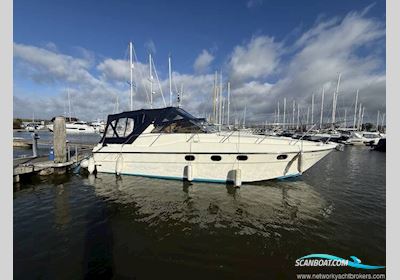 Fairline Targa 33 Motorboat 1989, with Volvo Penta AD41 engine, United Kingdom