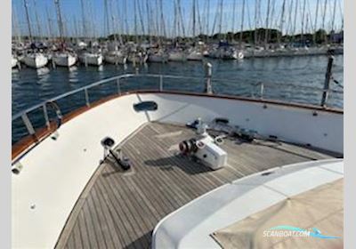Falcon 82 S Motorboat 1996, with 2 x MAN LE406 1200Hp engine, France