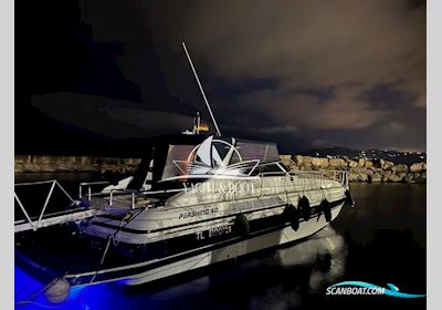 Ferretti Group Pershing 40 Motorboat 1992, with Volvo Penta engine, Italy