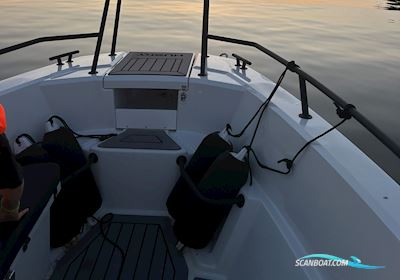 Finnmaster Husky R6 Black Edition Motorboat 2021, with Yamaha V-Max 150 engine, Sweden