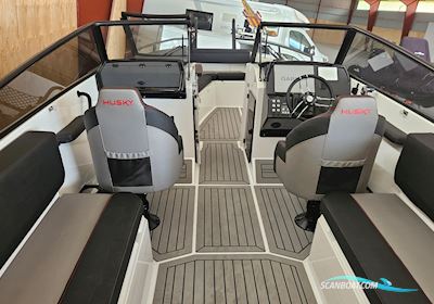 Finnmaster Husky R8 Motorboat 2023, with Yamaha engine, Sweden