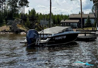 Finnmaster Husky R8 Motorboat 2021, with Yamaha F300 engine, Finland