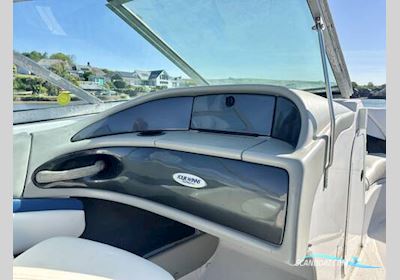 Four Winns 210 Horizon Motorboat 2000, with Volvo Penta 5.0Gi V8 engine, United Kingdom