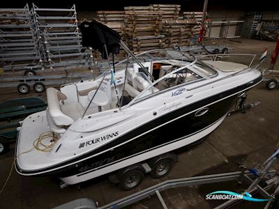 Four Winns 258 Vista Motorboat 2005, with Volvo Penta 5.7 engine, The Netherlands