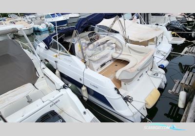 Four Winns 258 Motorboat 1998, with VOLVO engine, France