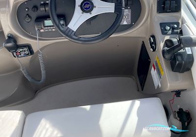 Four Winns 268 Vista Motorboat 2004, with Volvo Penta 5,7GI V8 300hk engine, Sweden