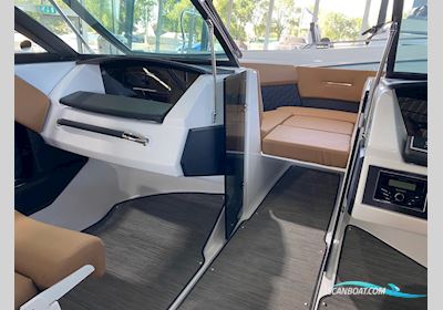 Four Winns H2 Motorboat 2024, with Mercruiser engine, The Netherlands
