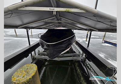 Four Winns S215 Motorboat 2012, with 6.3 L Mercury 383 Mag (Stroker) engine, Germany