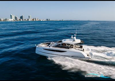 Four Winns TH36 Motorboat 2025, with Mercury engine, Denmark