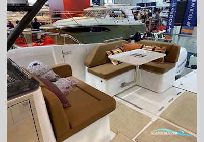 Four Winns TH36 Motorboat 2024, with Mercury engine, The Netherlands