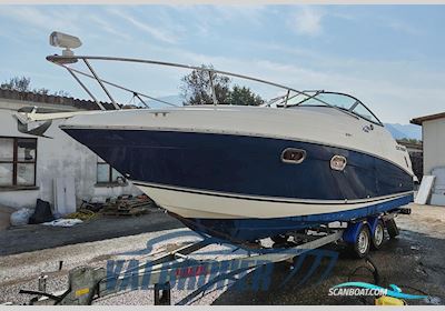 Four Winns Vista 248 Motorboat 2004, with Volvo Penta 5GXi engine, Italy
