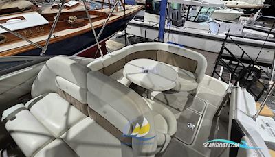 Four Winns Vista 248 Motorboat 2005, with Volvo Penta 5.0 GXI engine, Germany