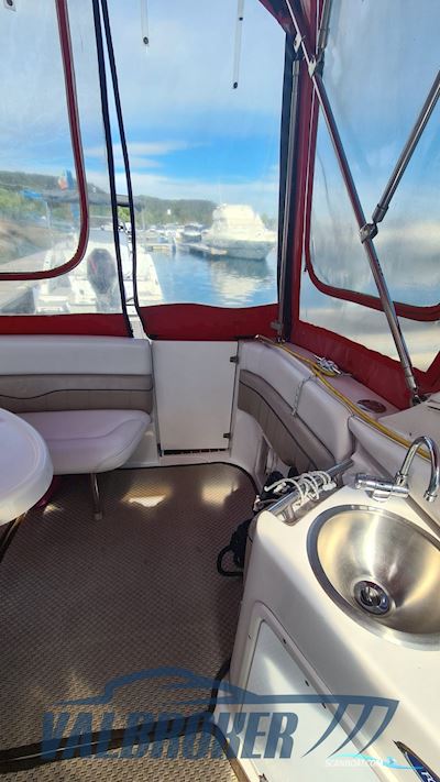 Four Winns Vista 278 Motorboat 2006, with Volvo Penta 5.7 Gi DP-S engine, Italy