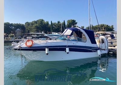 Four Winns Vista 288 Motorboat 2008, with Volvo Penta 5.0 GXI engine, Croatia