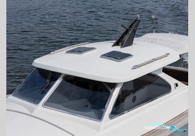 Gagliotta Grand Azur Classic 33 Motorboat 2006, with 2 engine, The Netherlands