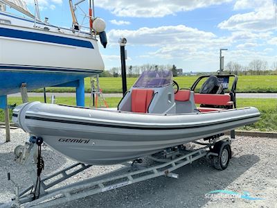 Gemini Waverider 650 Motorboat 2016, with Suzuki engine, United Kingdom