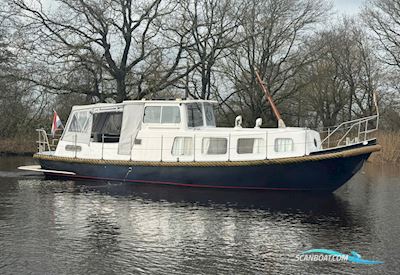 Gillissenvlet 1050 Okak Motorboat 1975, with Ford engine, The Netherlands