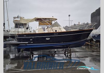 Gozzo Salernitano Venere 28 Motorboat 2009, with Hyundai V6 engine, Italy