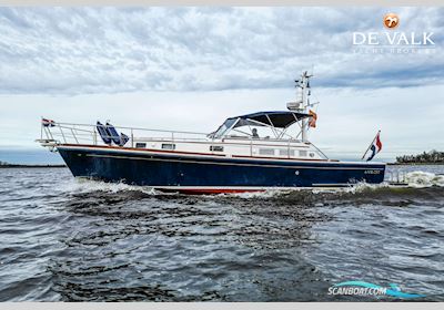 Grand Banks 38 Eastbay EX Motorboat 2000, with Caterpillar engine, The Netherlands
