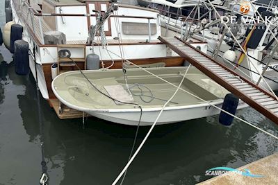 Grand Banks 42 Classic Motorboat 1971, with Ford engine, Spain