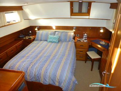 Grand Banks 42 Motorboat 2003, with Caterpillar engine, United Kingdom