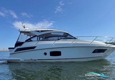 Grandezza 34 OC Motorboat 2019, with Volvo Penta D6 - 370 engine, Sweden