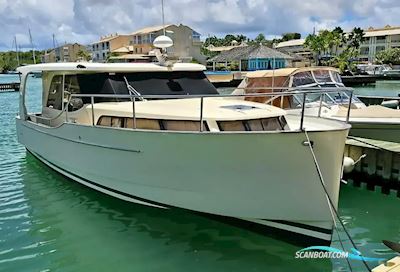 Greenline 33 Motorboat 2012, with Volvo Penta engine, No country info