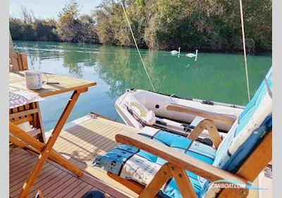 Greenline 33 Motorboat 2010, with VW Marine Diesel Tdi 165 engine, Italy