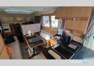 Greenline 33 Motorboat 2011, with Volkwagen engine, France