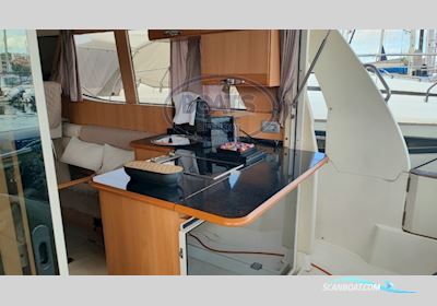 Greenline 33 Motorboat 2011, with Volkwagen engine, France