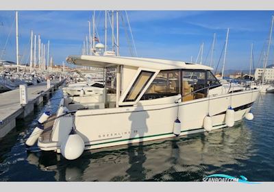 Greenline 39 Motorboat 2017, with Yanmar 8 LV engine, Slovenia