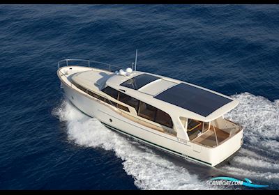 Greenline 40 Motorboat 2024, with 2 x Volvo Penta D3 engine, Denmark