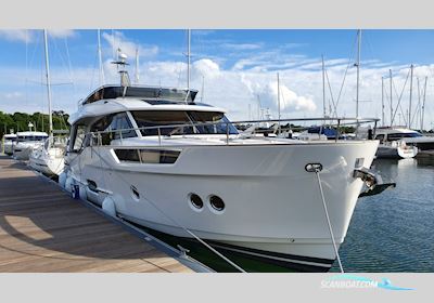 Greenline 48 Fly Motorboat 2019, with Cummins engine, United Kingdom