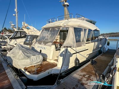 Greenline 48 Fly Motorboat 2019, with Cummins engine, United Kingdom