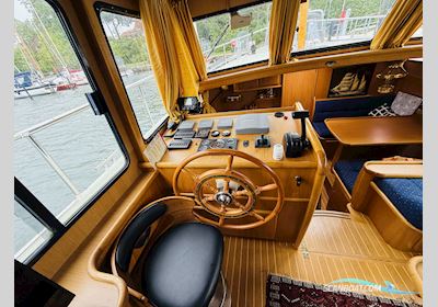 Gruno 38 Motorboat 2002, with Vetus Deutz Dta43A engine, Germany