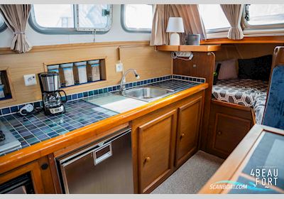 Gruno Classic 10.70 Motorboat 1995, with Daf 615 engine, The Netherlands