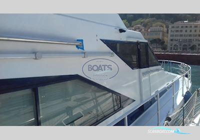 Guy Couach 1401 Fly Motorboat 1991, with Gmc engine, France