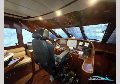 Hampton 558 Motorboat 2006, with Cummins engine, No country info