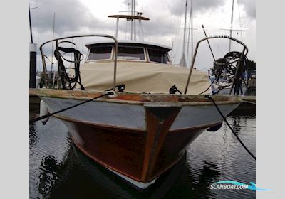 Hansen & Arnutzen Norway Hansen & Arnutzen Norway Mahogany Cruiser Motorboat 1972, with Cummins engine, Germany