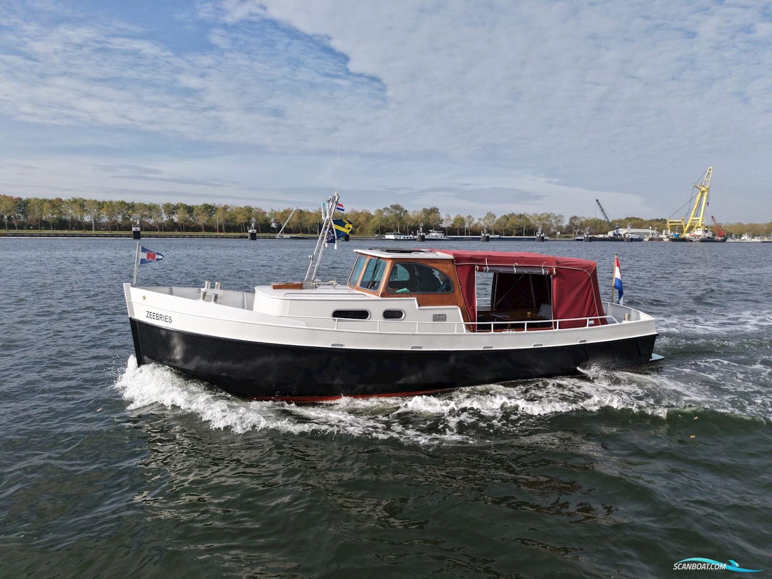 Hanzesloep 1000 Motorboat 2014, with Kubota engine, The Netherlands