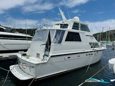 Hatteras cockpit 50 Motorboat 1994, with Detroit engine, USA