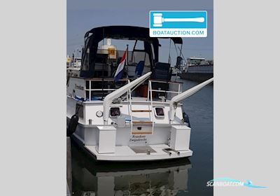 Helena Kruiser 1070 Motorboat 1982, with Doodan engine, The Netherlands
